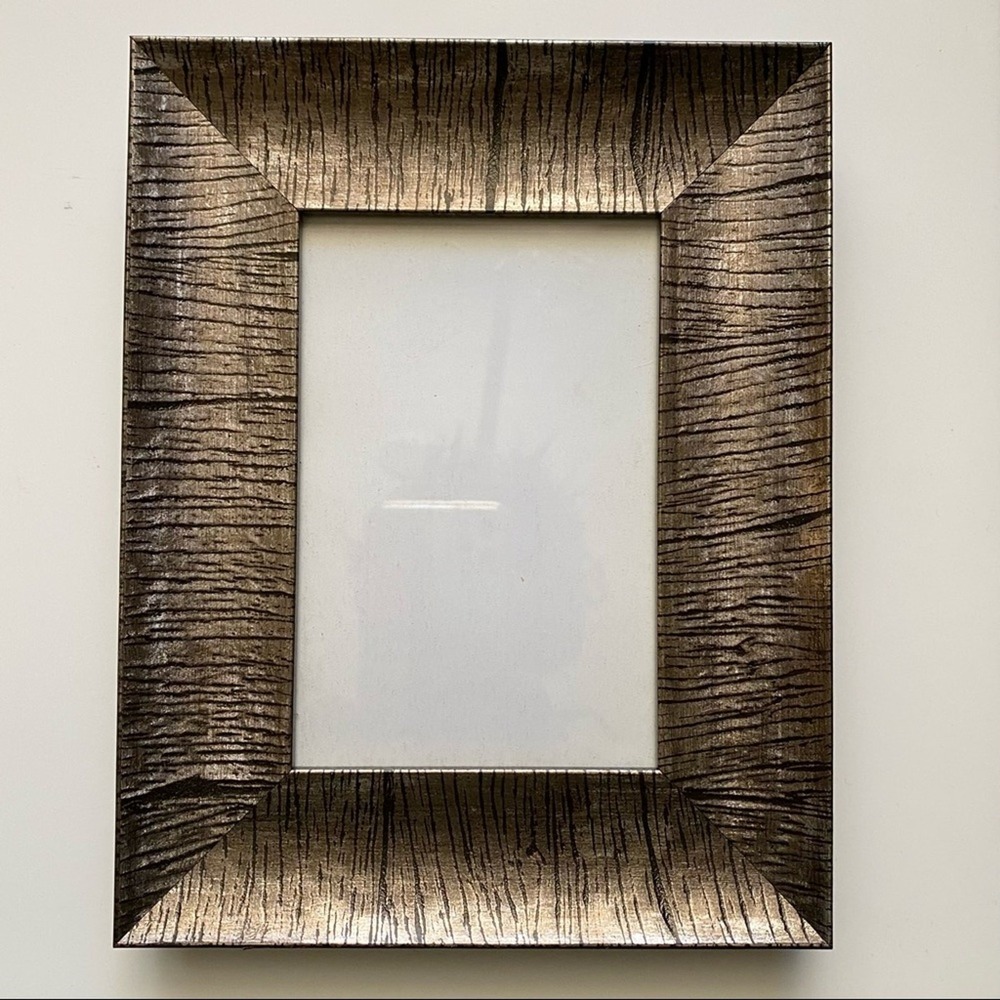 Argento‎ SC by Sicura Silver Finish Wood Look 4"x6" Photo Frame Easel Back